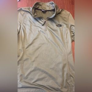 Long sleeve women’s olive green pull over